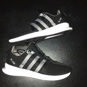 Adidas SL Loop - GS Size 6